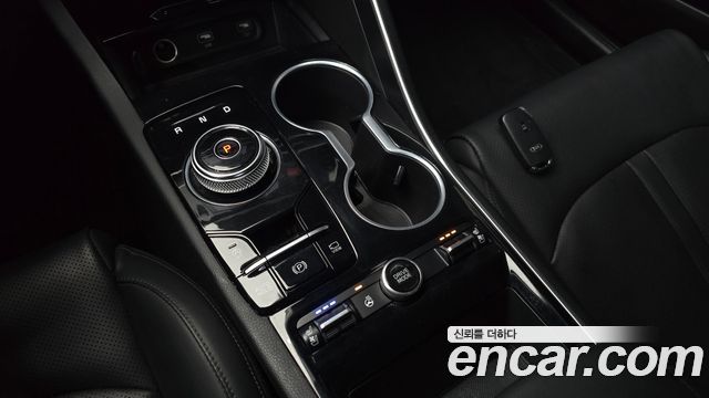 Kia K5 2021 — photo 9