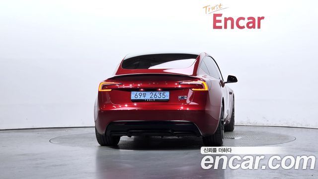 Tesla Model 3 2025 — photo 4