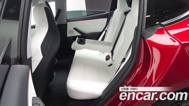 Tesla Model 3 2025 — photo 18