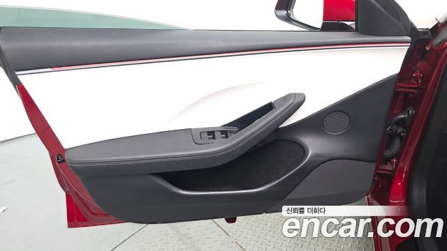 Tesla Model 3 2025 — photo 14
