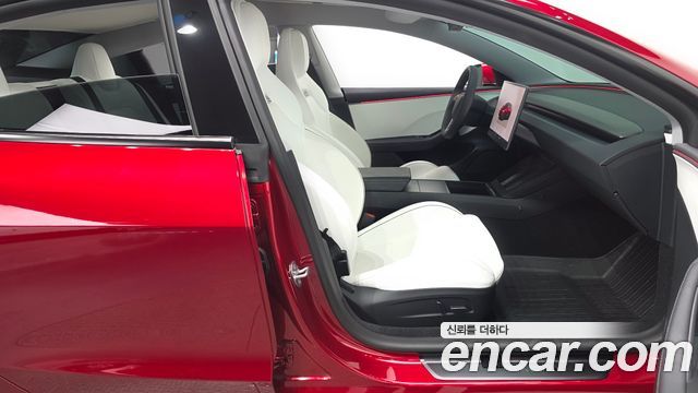 Tesla Model 3 2025 — photo 16