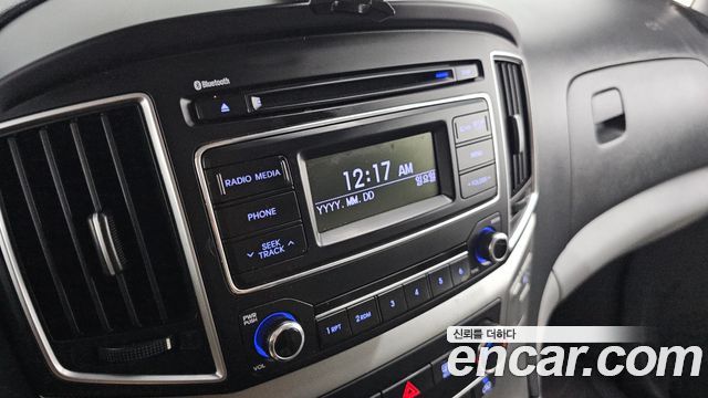 Hyundai Starex 2019 — photo 14
