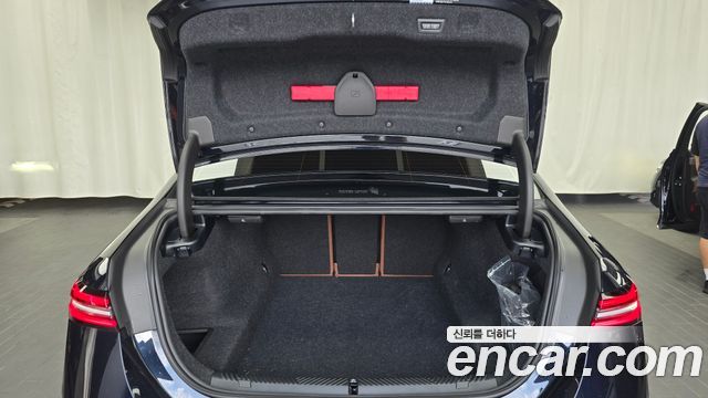 BMW 5-Series 2026 — photo 26