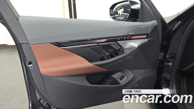 BMW 5-Series 2026 — photo 14