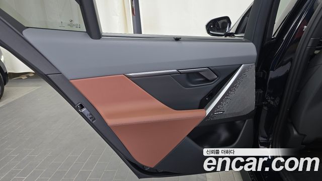 BMW 5-Series 2026 — photo 15