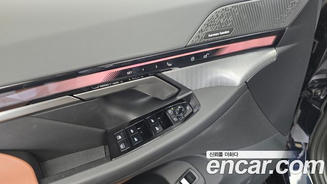 BMW 5-Series 2026 — photo 28