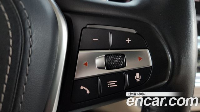 BMW X5 2019 — photo 22