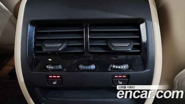 BMW X5 2019 — photo 32