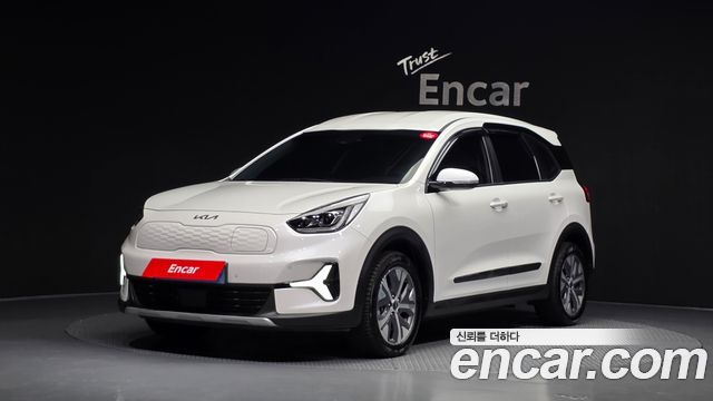 Kia Niro 2024 — photo 1