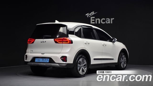 Kia Niro 2024 — photo 2