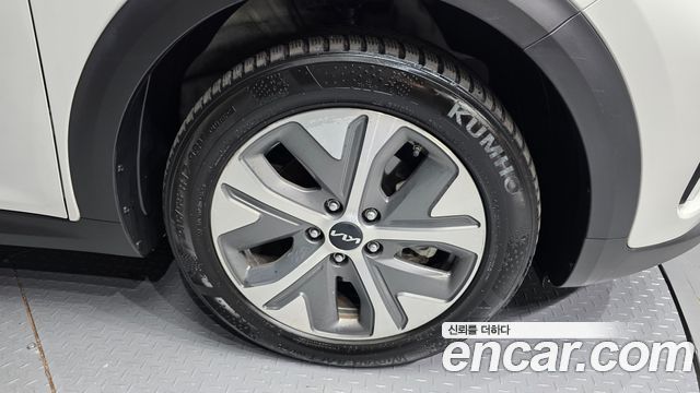 Kia Niro 2024 — photo 7