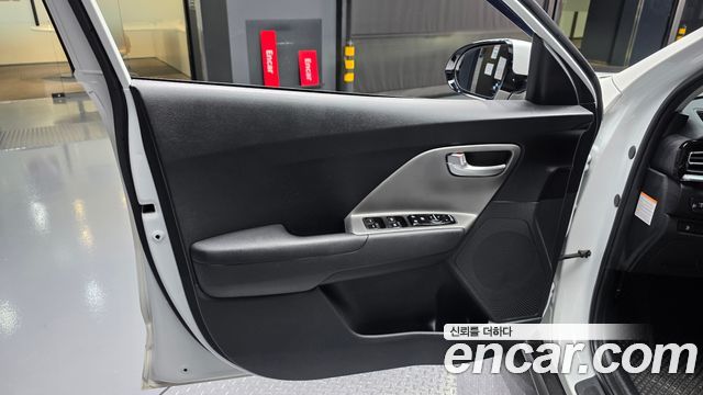 Kia Niro 2024 — photo 14