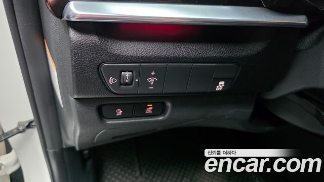 Kia Niro 2024 — photo 29
