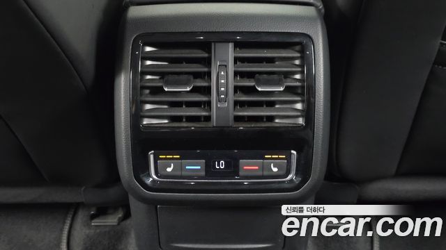 Volkswagen Arteon 2019 — photo 25