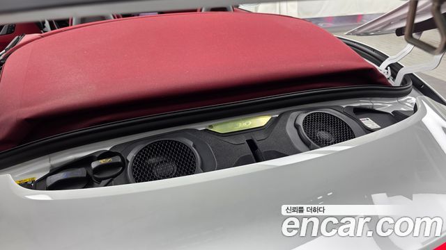 Porsche 911 2024 — photo 26