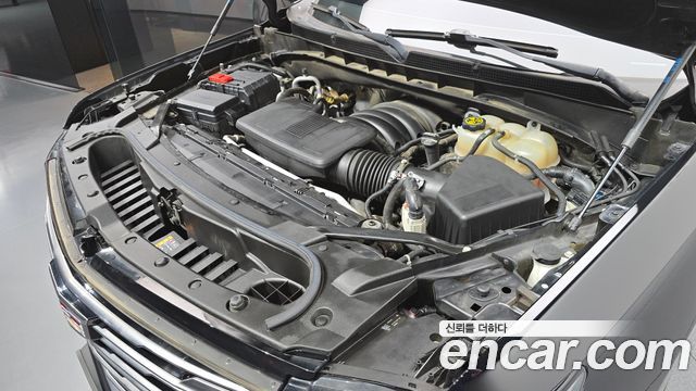 Cadillac Escalade 2021 — photo 6