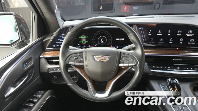 Cadillac Escalade 2021 — photo 19