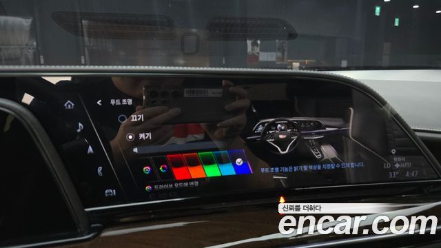 Cadillac Escalade 2021 — photo 22
