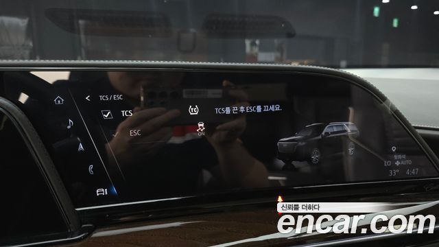 Cadillac Escalade 2021 — photo 23