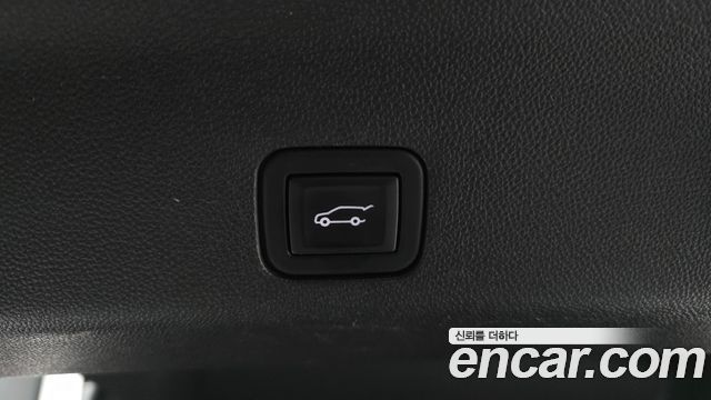 Cadillac Escalade 2021 — photo 26