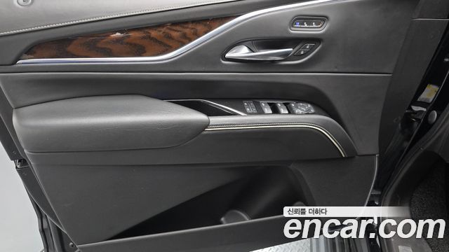 Cadillac Escalade 2021 — photo 14