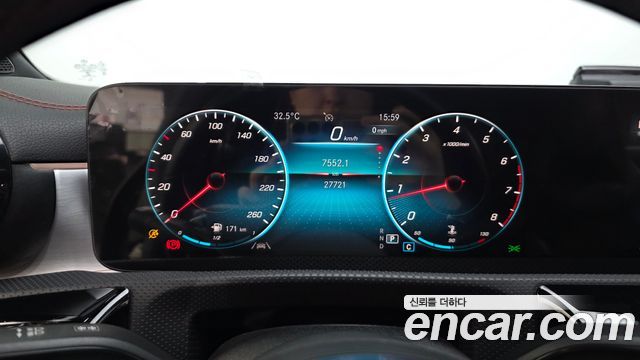Mercedes-Benz CLA-Class 2021 — photo 11