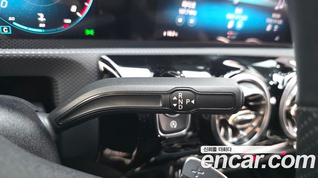 Mercedes-Benz CLA-Class 2021 — photo 12