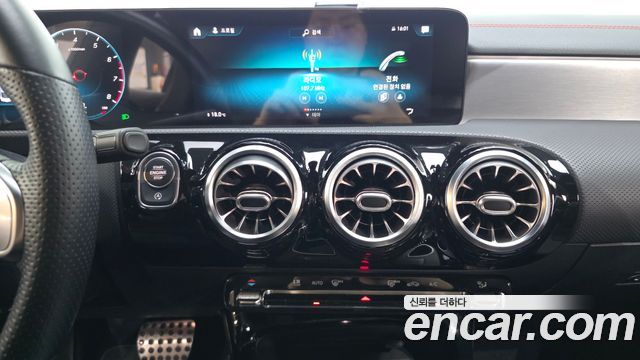 Mercedes-Benz CLA-Class 2021 — photo 19