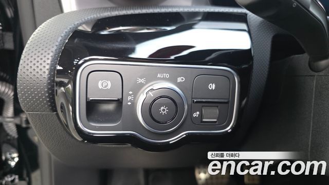 Mercedes-Benz CLA-Class 2021 — photo 23