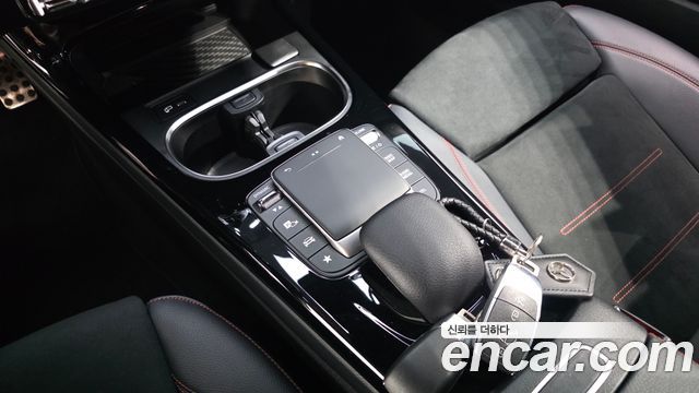 Mercedes-Benz CLA-Class 2021 — photo 26