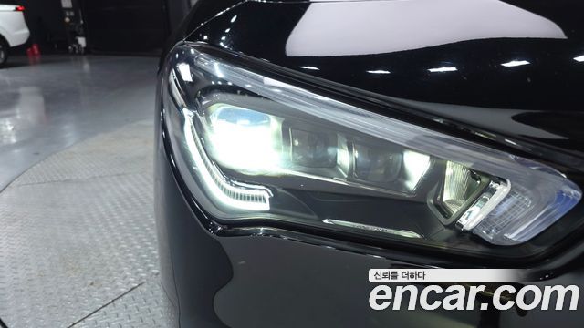 Mercedes-Benz CLA-Class 2021 — photo 8