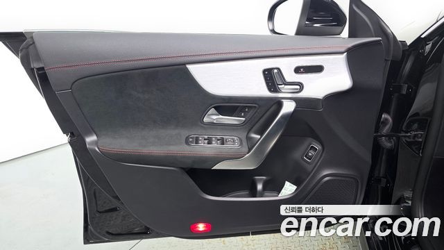 Mercedes-Benz CLA-Class 2021 — photo 14
