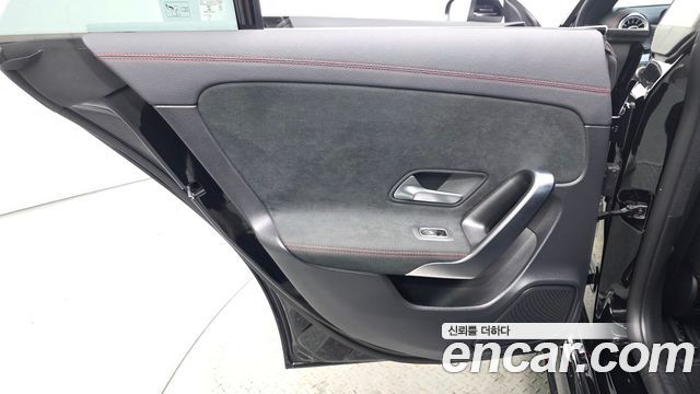 Mercedes-Benz CLA-Class 2021 — photo 15