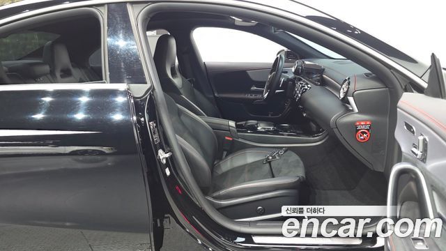 Mercedes-Benz CLA-Class 2021 — photo 16