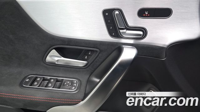 Mercedes-Benz CLA-Class 2021 — photo 28