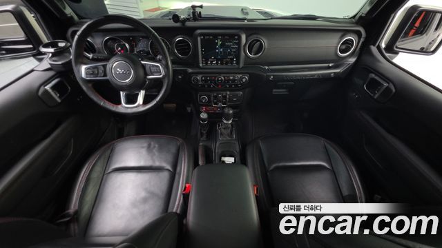 Jeep Wrangler 2020 — photo 10