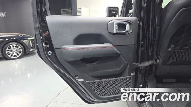 Jeep Wrangler 2020 — photo 15