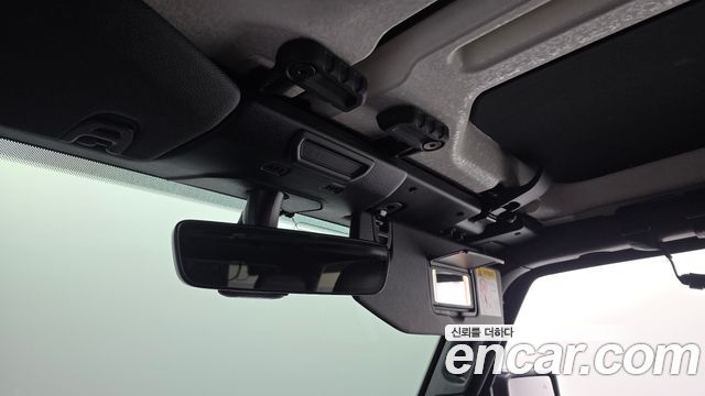 Jeep Wrangler 2020 — photo 27