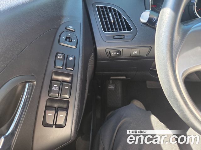 Hyundai Tucson 2012 — photo 10