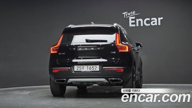 Volvo XC40 2019 — photo 4