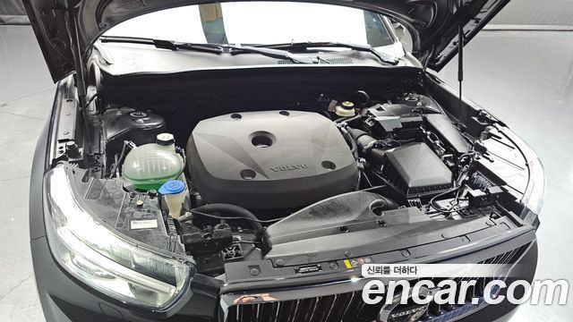 Volvo XC40 2019 — photo 6