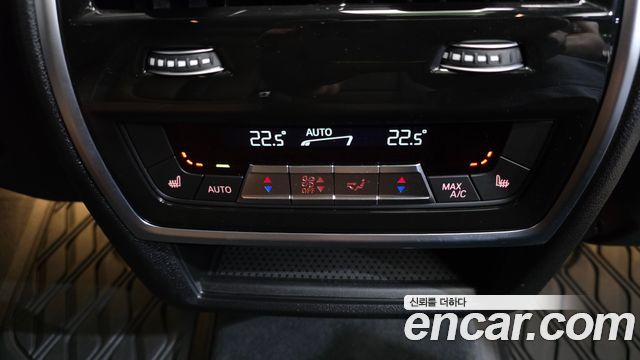 BMW X5M 2026 — photo 18