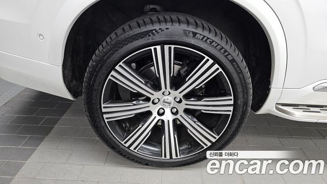 Volvo XC90 2021 — photo 5