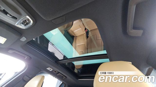 Volvo XC90 2021 — photo 25