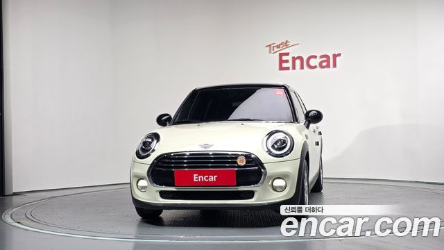 Mini Cooper 2019 — photo 3