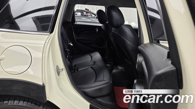 Mini Cooper 2019 — photo 18