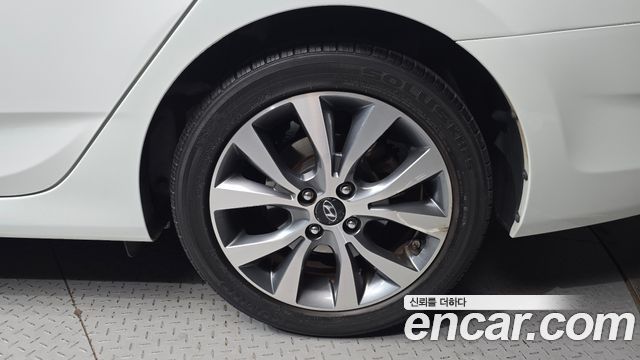 Hyundai Accent 2016 — photo 7