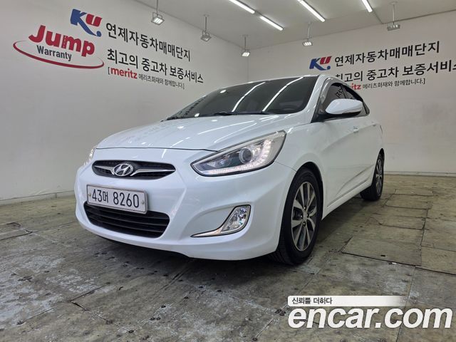 Hyundai Accent 2015 — photo 1