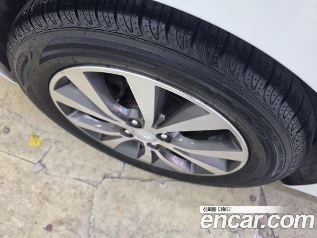 Hyundai Accent 2015 — photo 7