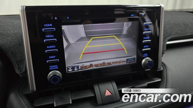 Toyota RAV4 2019 — photo 20
